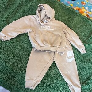 Nike Kids Beige Sweatpants and Hoodie Set